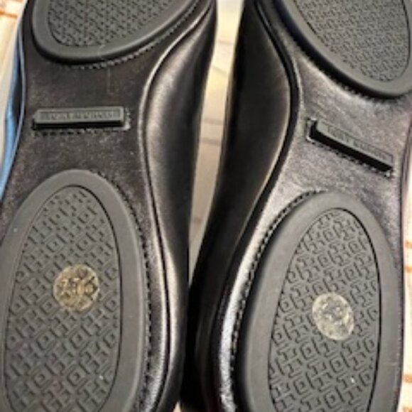 Iconic NWOT Tory Burch Black Leather Soft Flats Never Worn Size 7 1/2 Medium - Picture 4 of 8